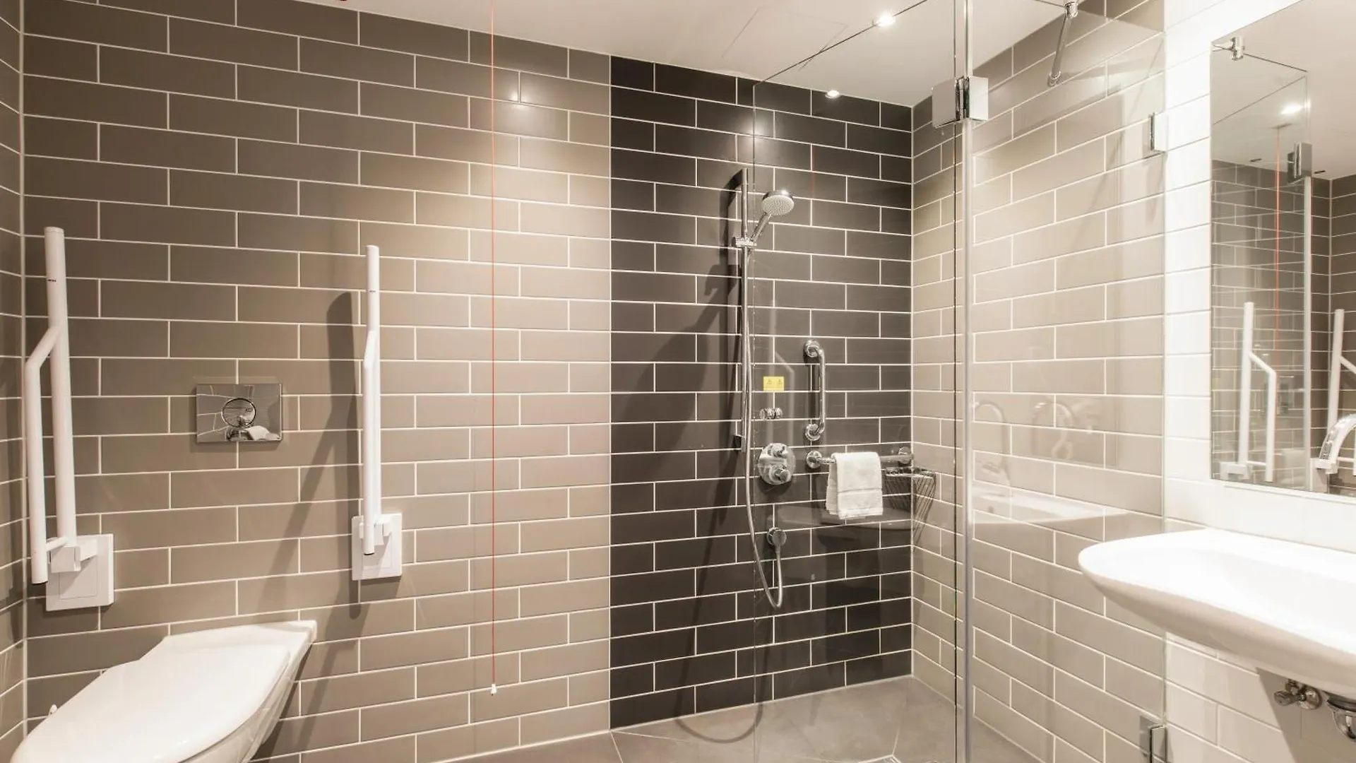Premier Inn Hamburg City Hammerbrook Hotel