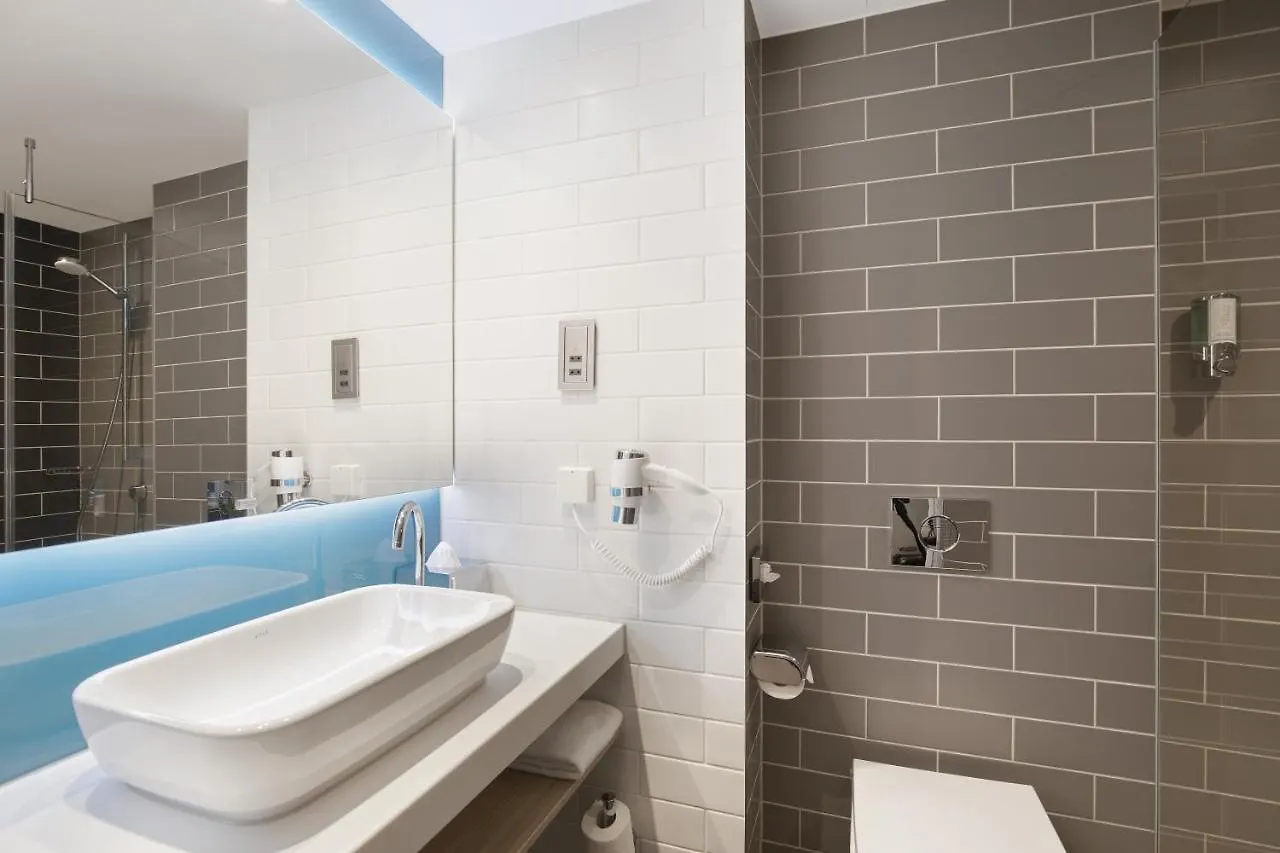 Premier Inn Hamburg City Hammerbrook 3*,